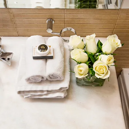 Astor 4* Athens